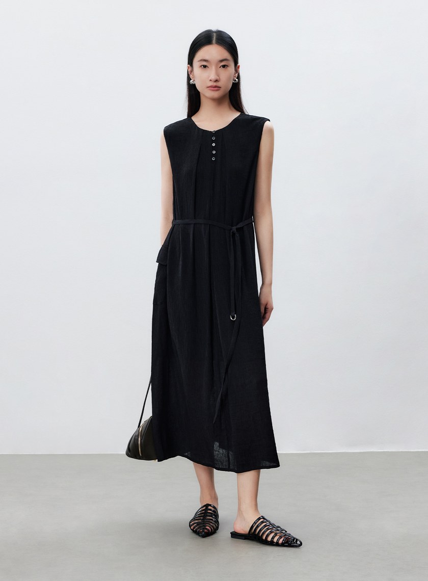 輕盈褶皺綁帶洋裝