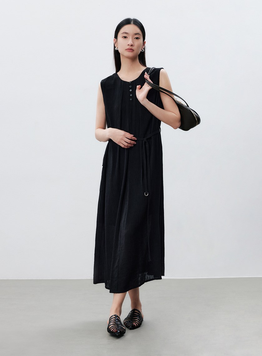 輕盈褶皺綁帶洋裝