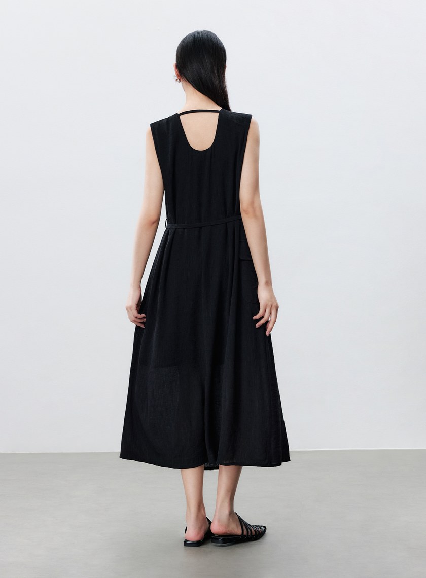 輕盈褶皺綁帶洋裝