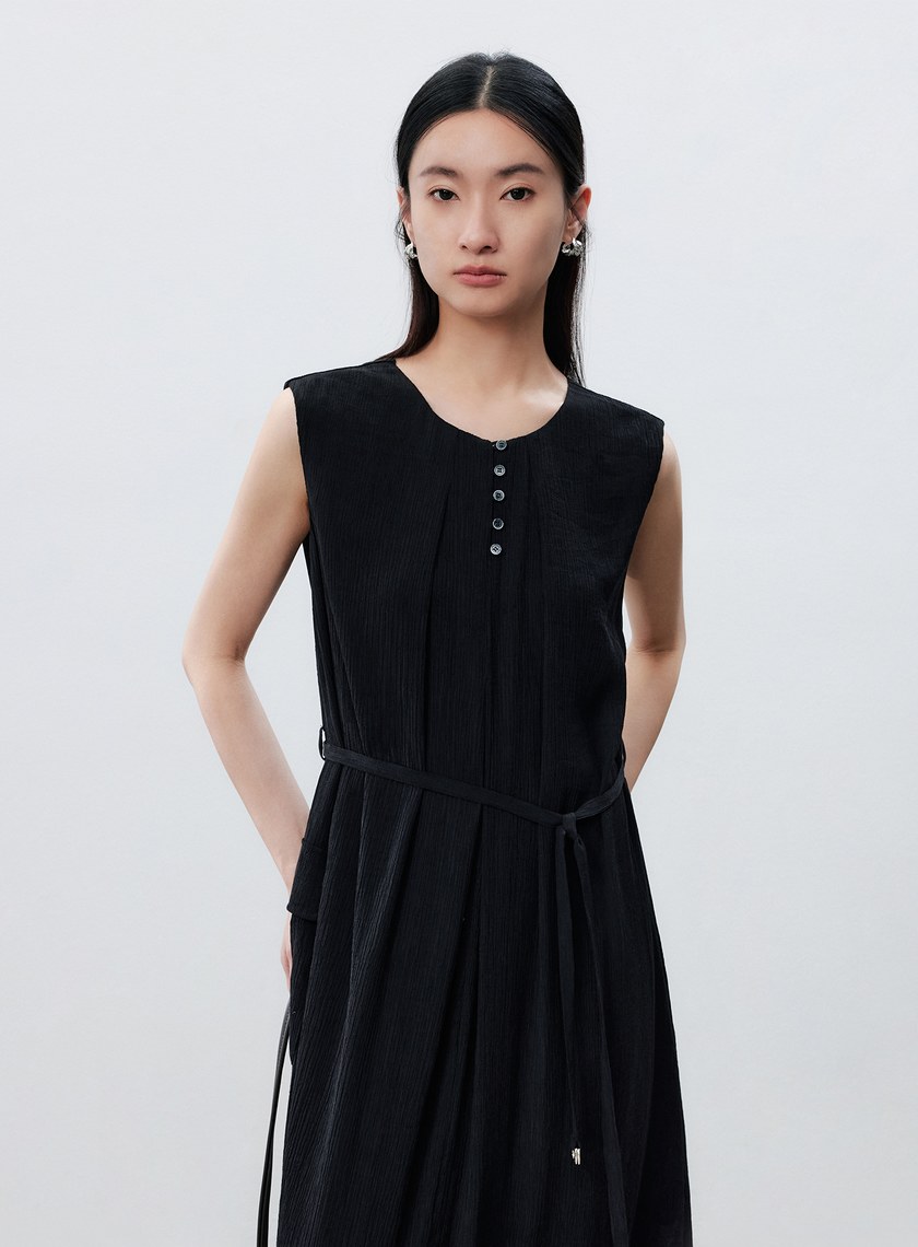 輕盈褶皺綁帶洋裝