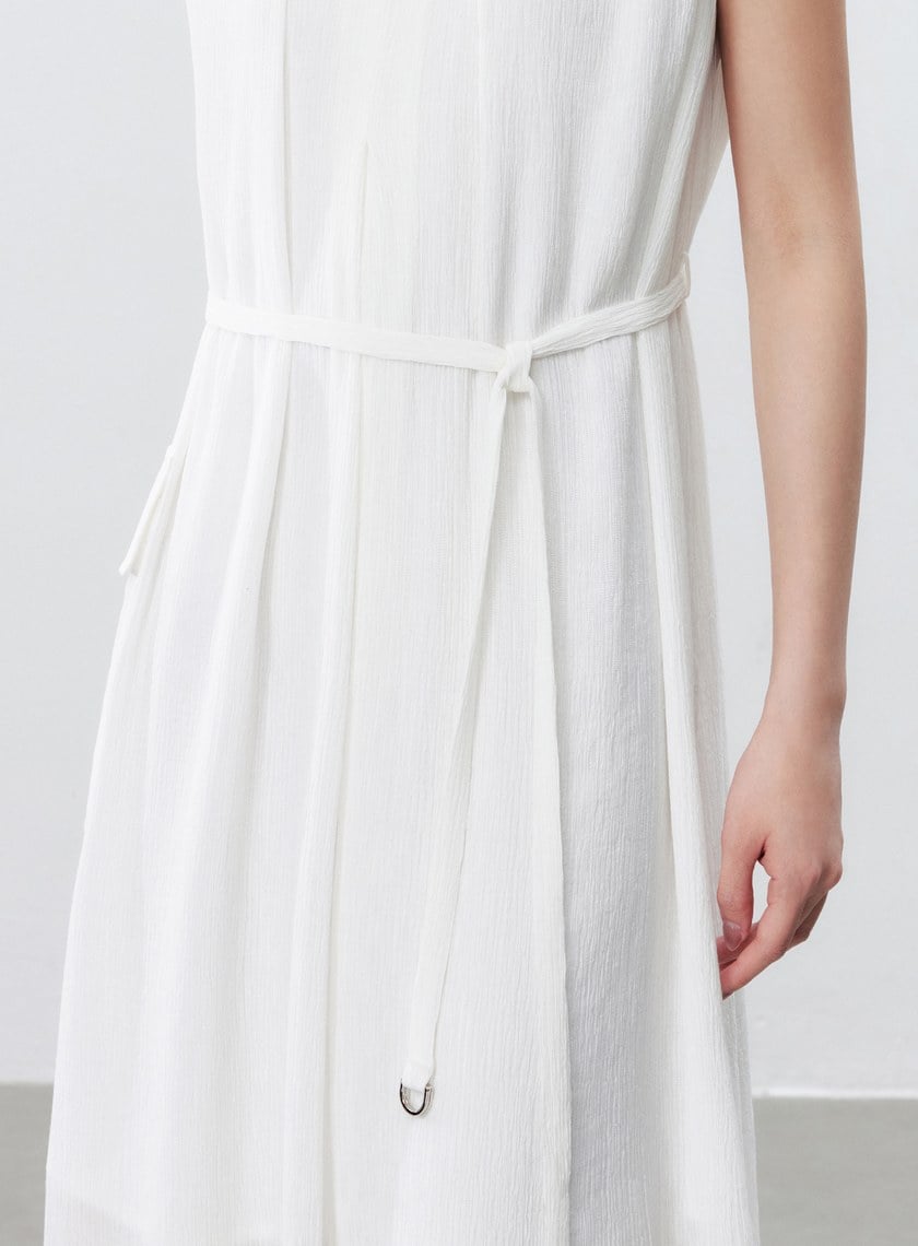 輕盈褶皺綁帶洋裝