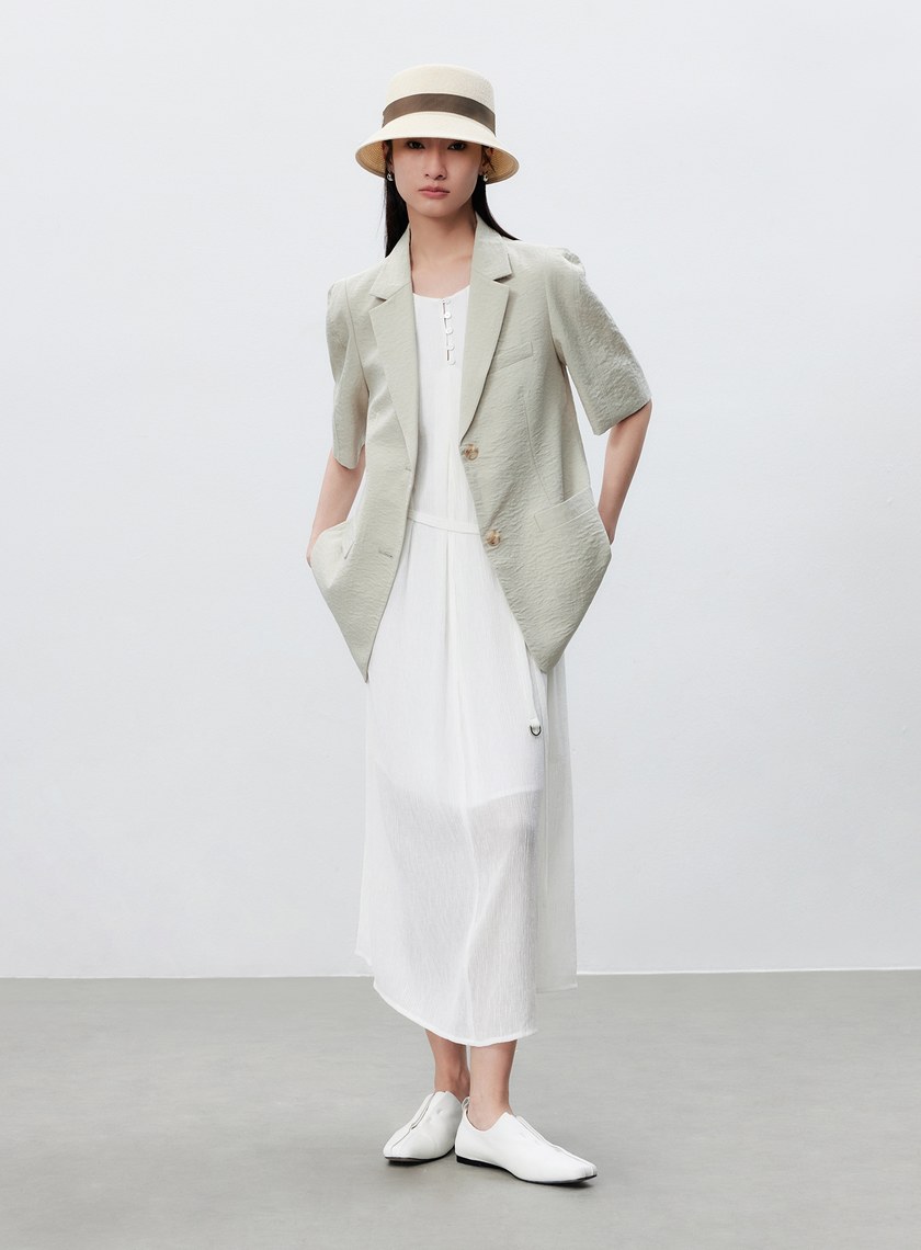 輕盈褶皺綁帶洋裝