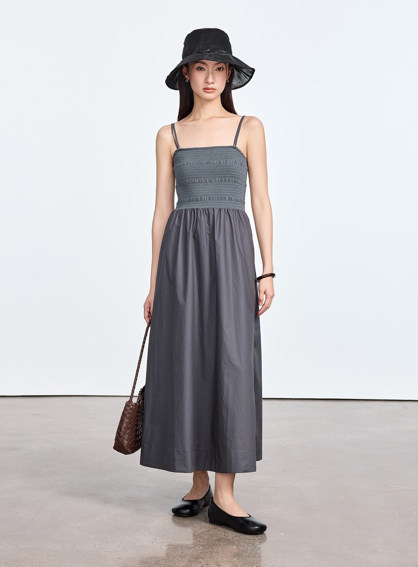 美背傘狀細肩帶洋裝