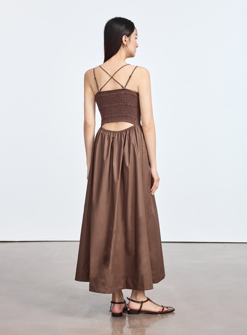 美背傘狀細肩帶洋裝