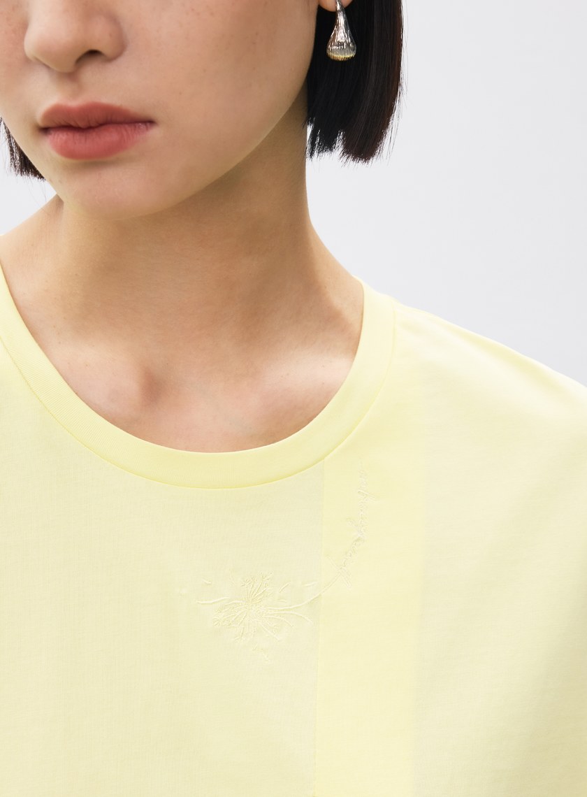 休閒涼感刺繡T恤