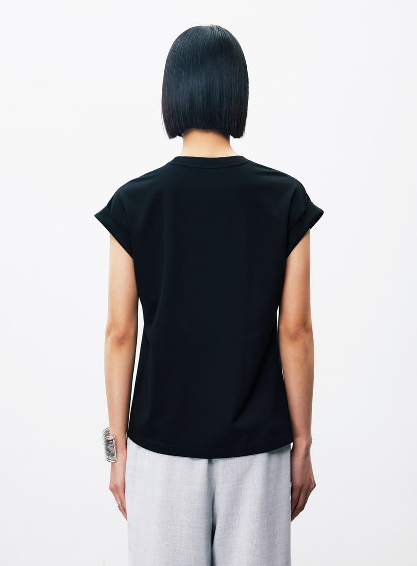 不對稱壓褶小飛袖T恤