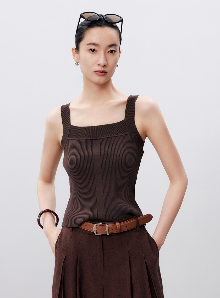 經典修身方領針織背心