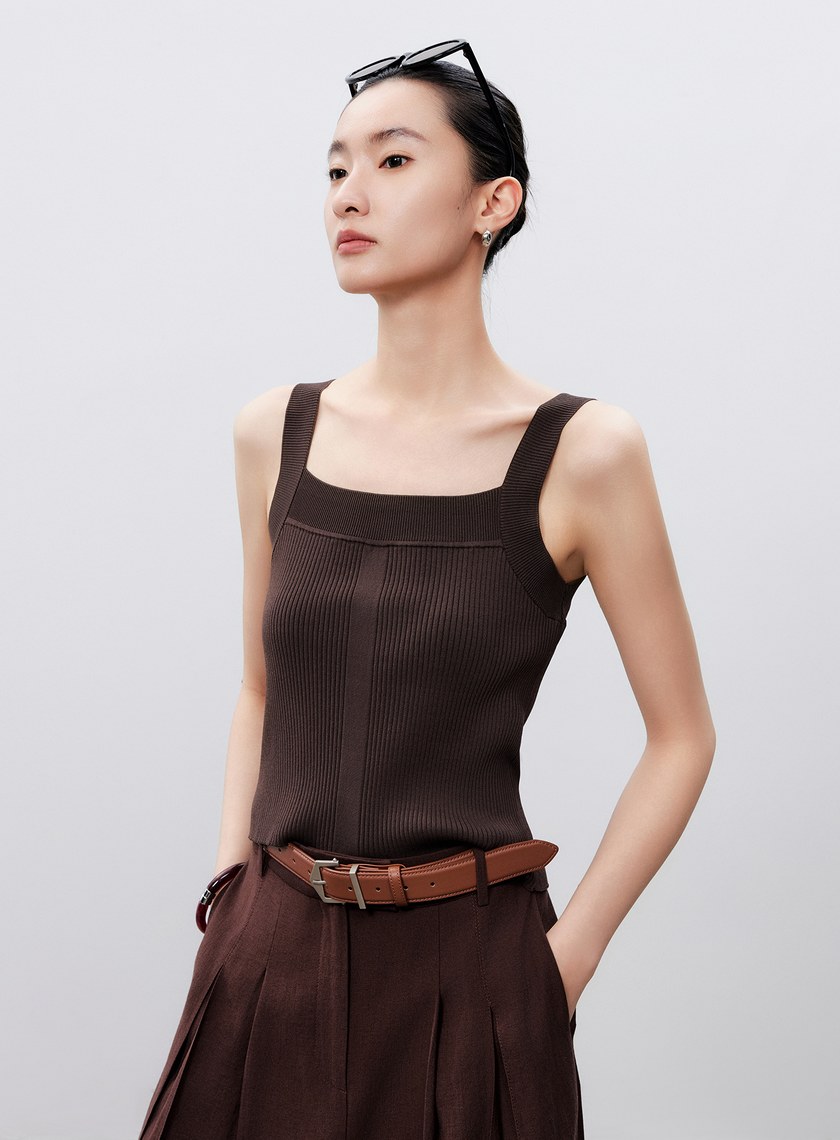 經典修身方領針織背心