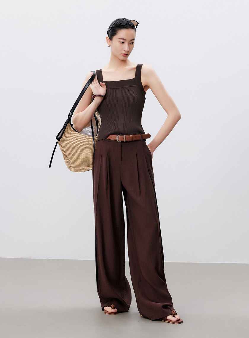 經典修身方領針織背心