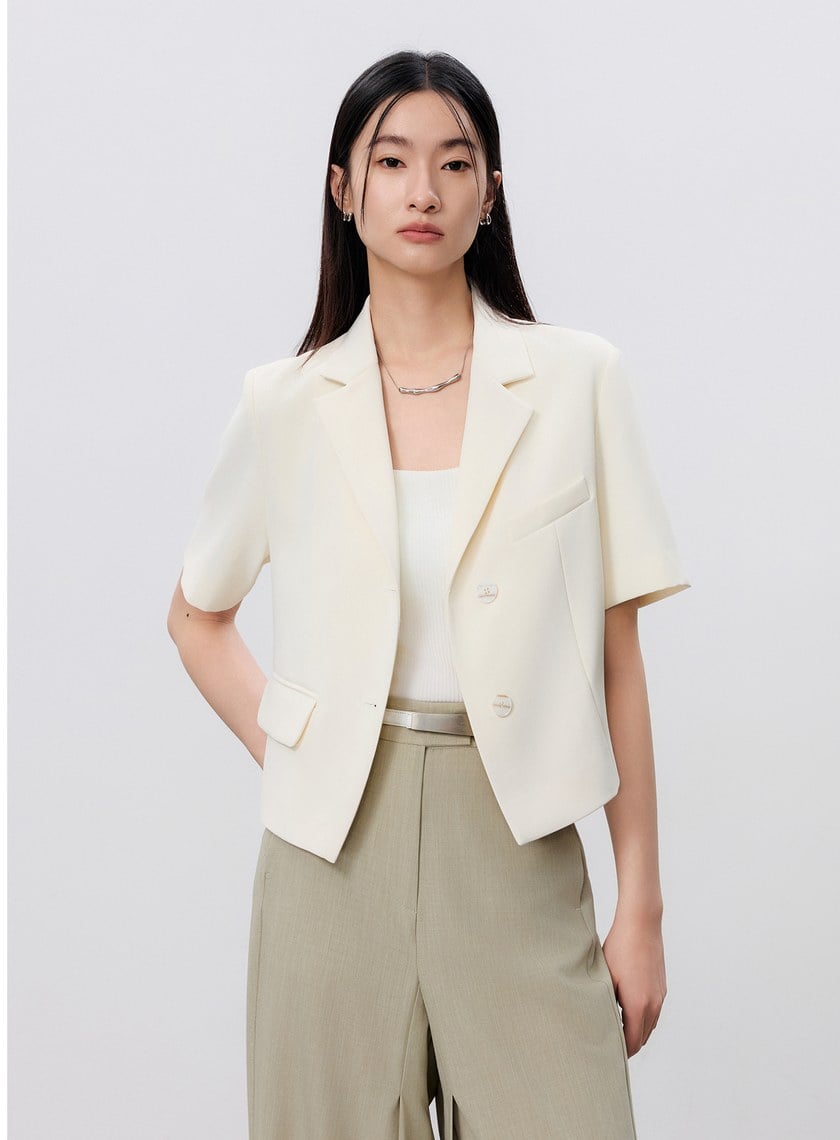 短版斜紋短袖西裝外套