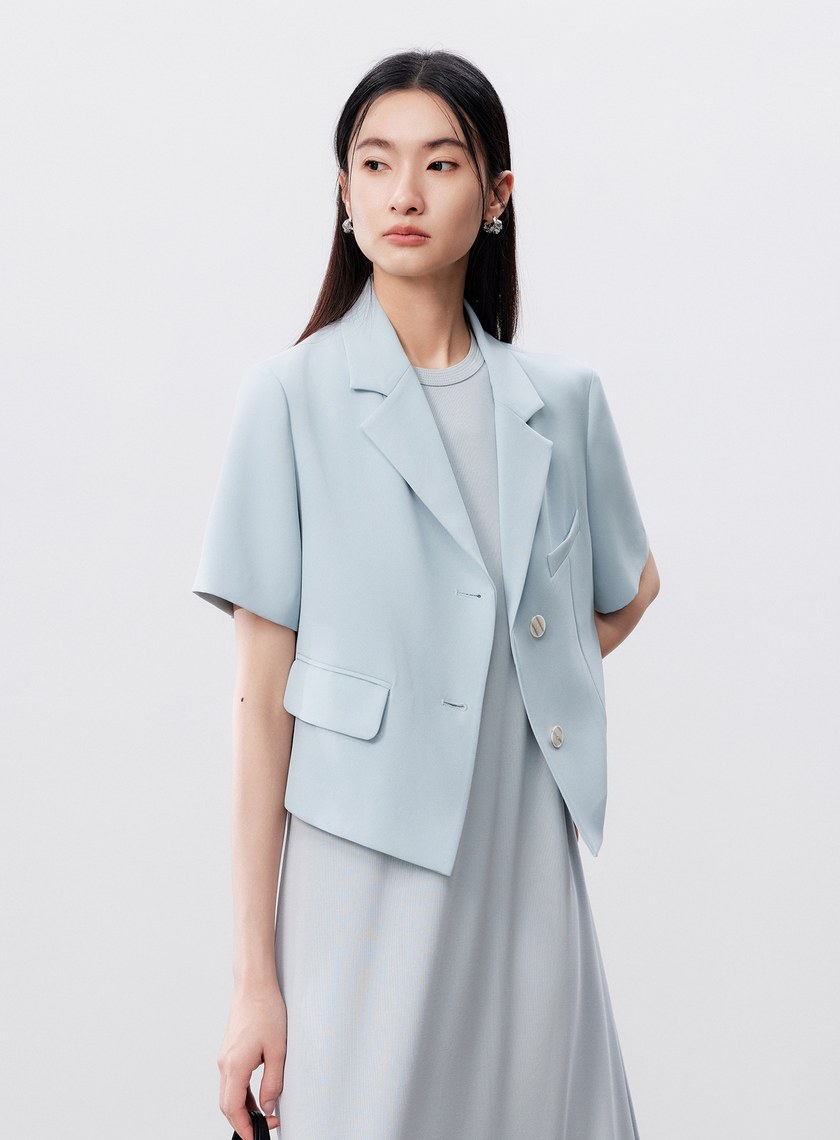 短版斜紋短袖西裝外套