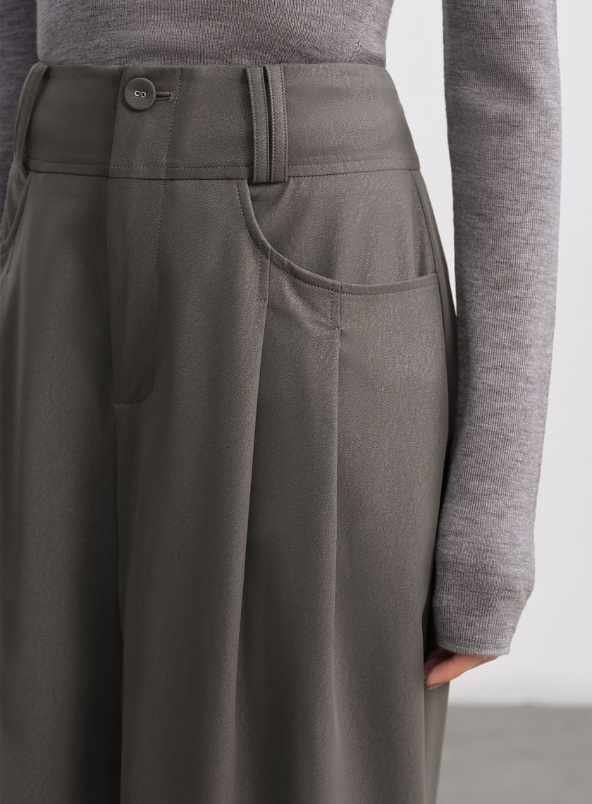 環保皮革寬腰頭寬褲