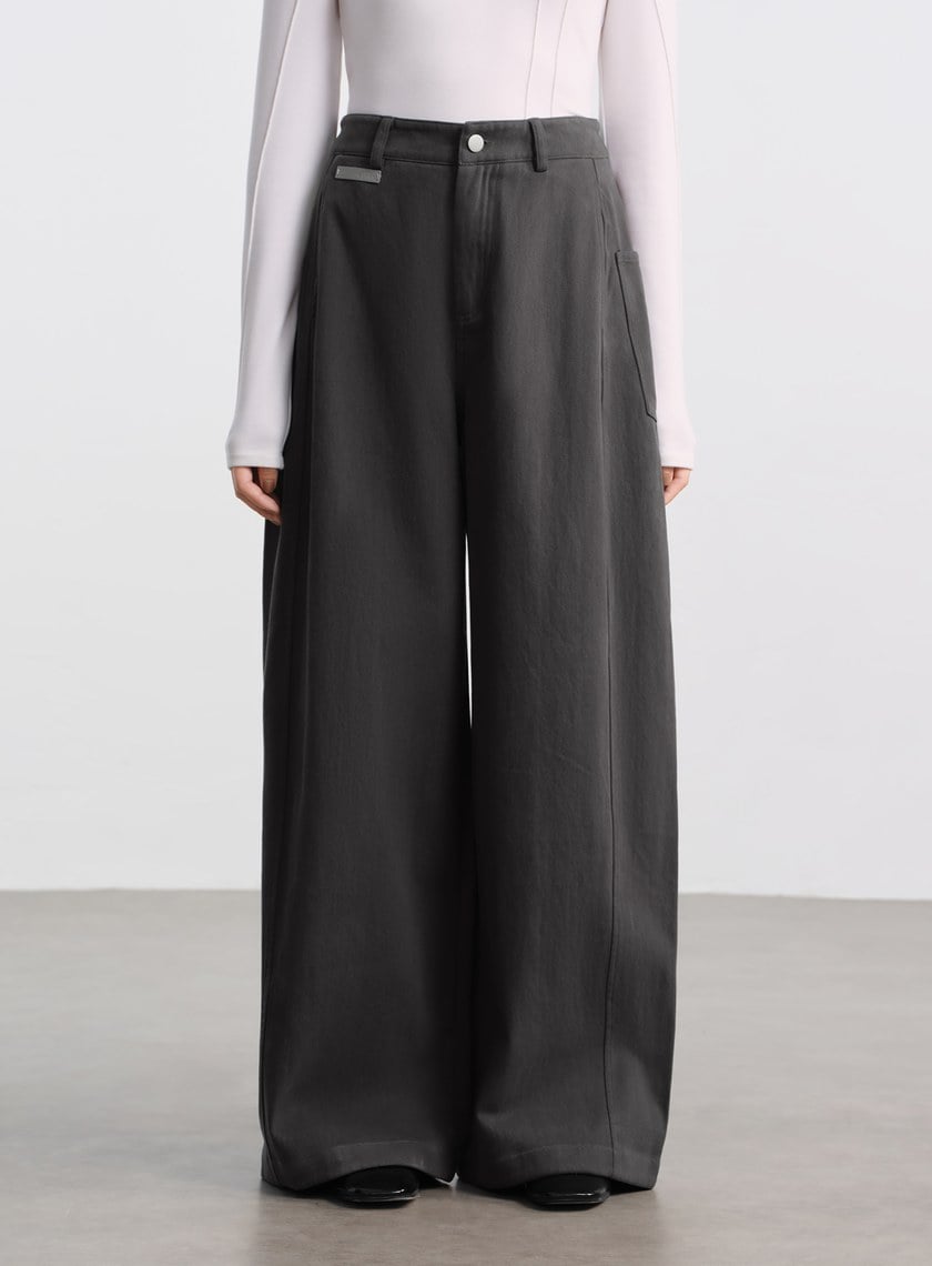 挺廓感內刷毛寬褲