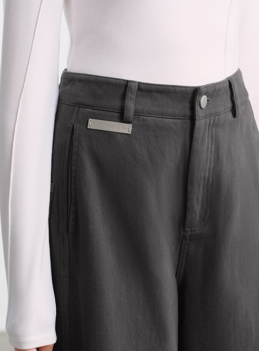 挺廓感內刷毛寬褲