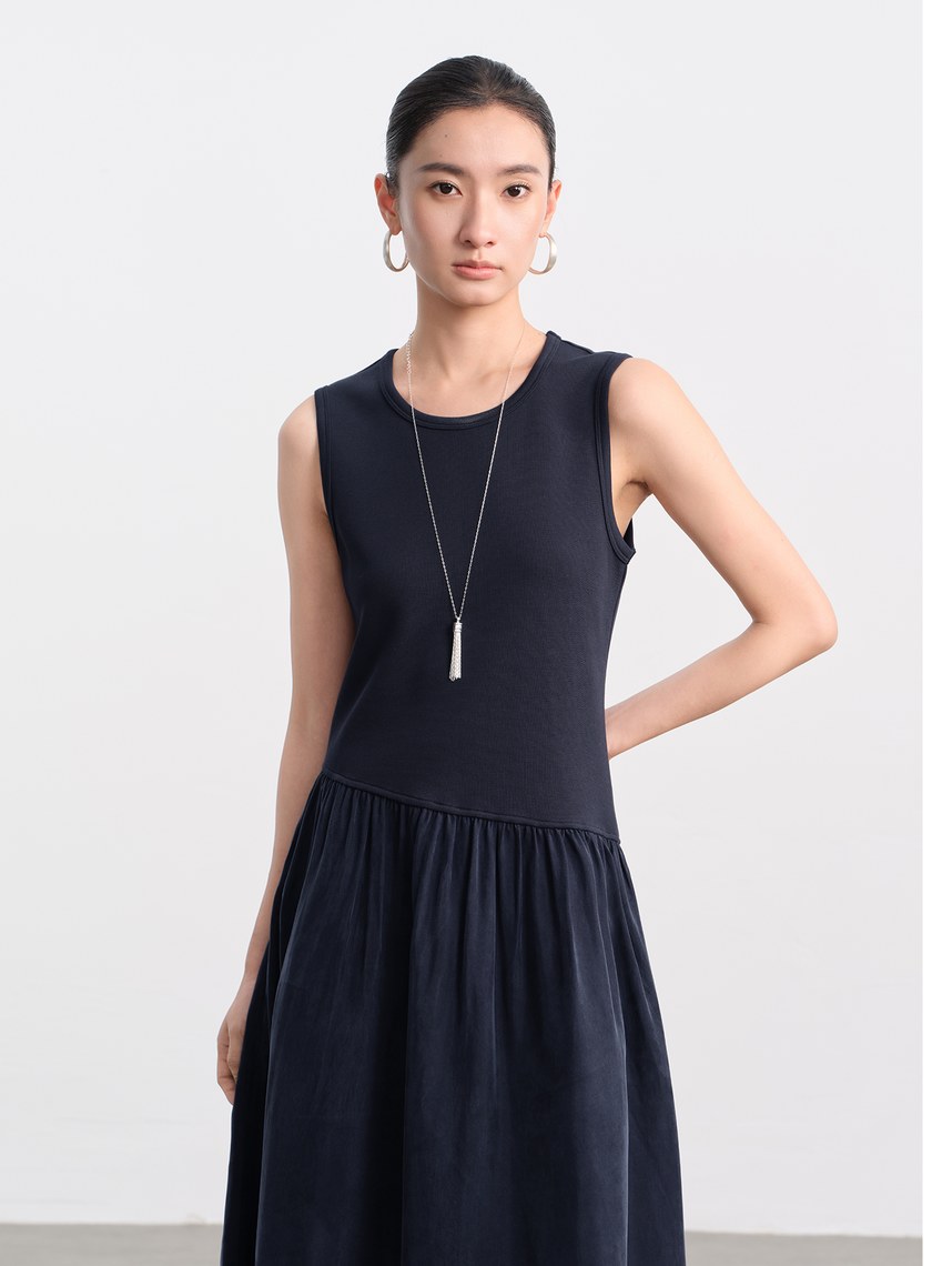 異材質拼接不對稱連身裙