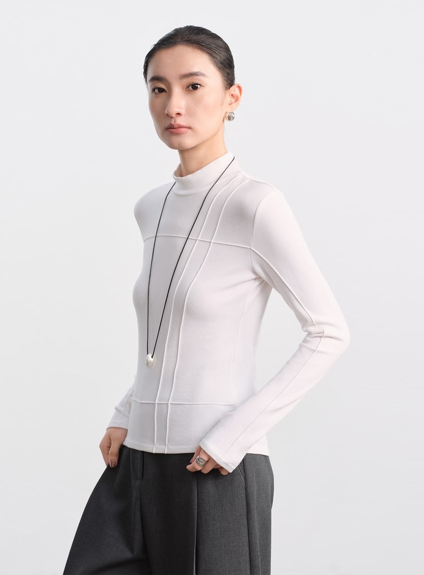 立體褶飾高領發熱上衣