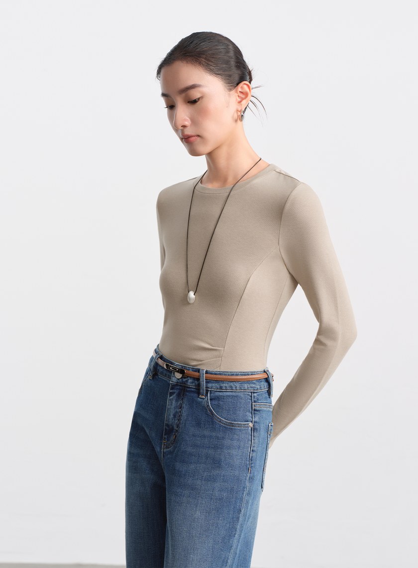 不對稱抓褶圓領發熱上衣