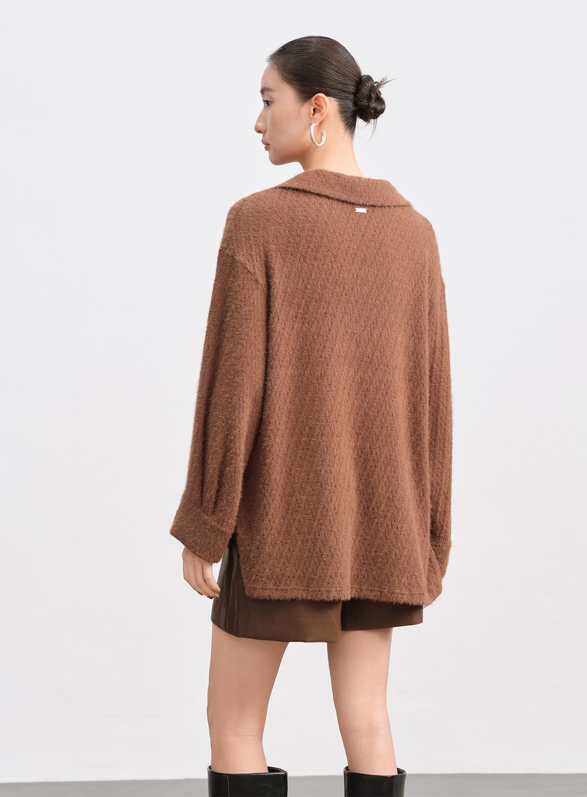 菱格紋V領簍空上衣