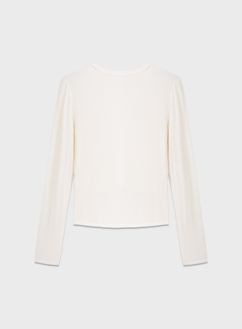 不對稱紐結合身上衣