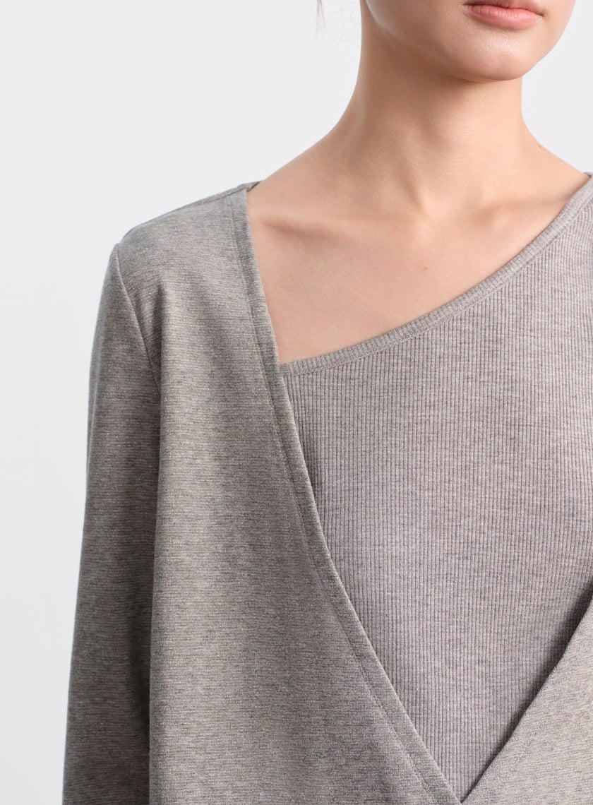 垂墜舒適亮絲雙層上衣