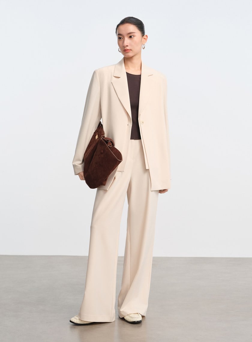 圓弧下擺修身上衣