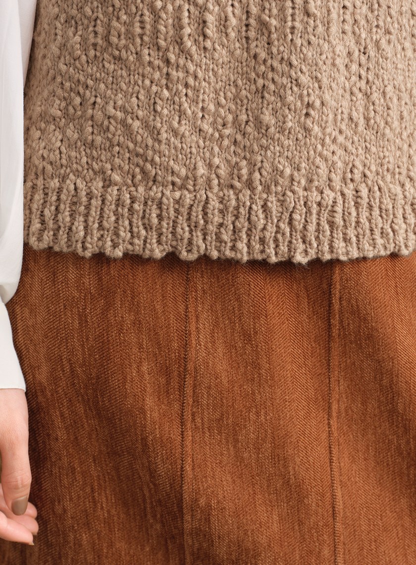 休閒肌理感V領針織背心