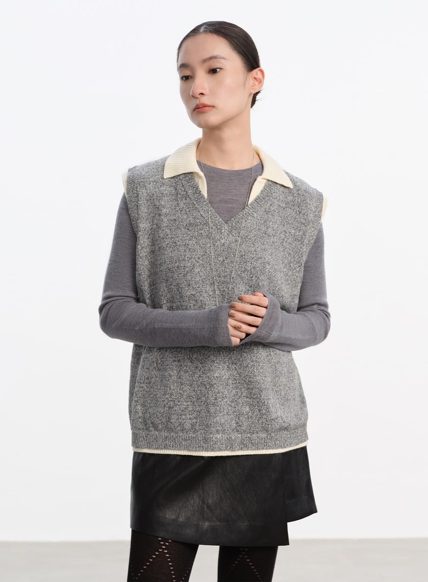 無袖拼接POLO領上衣