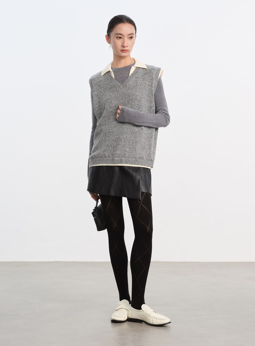 無袖拼接POLO領上衣