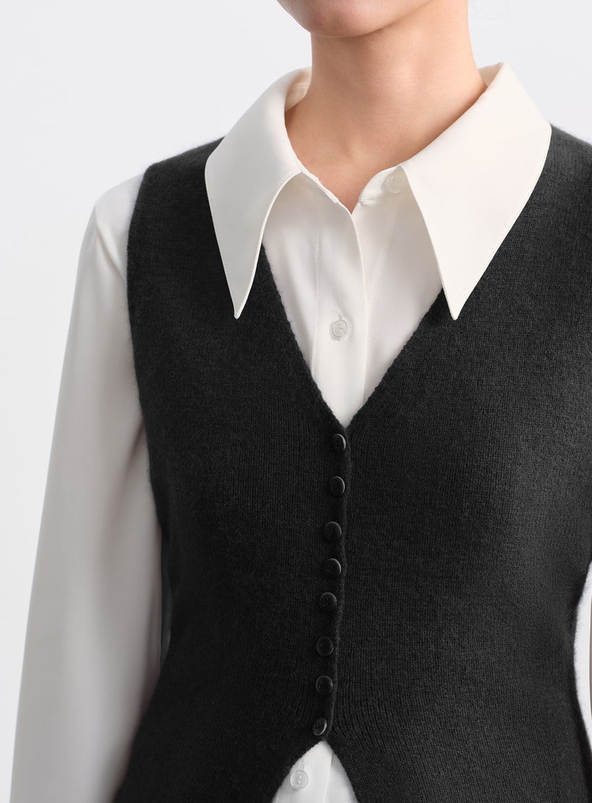 修身浣熊絨背心