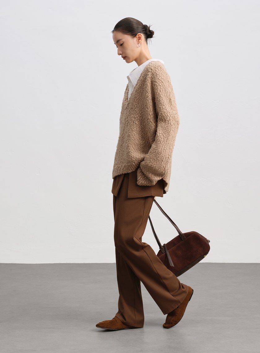 休閒肌理感V領毛衣