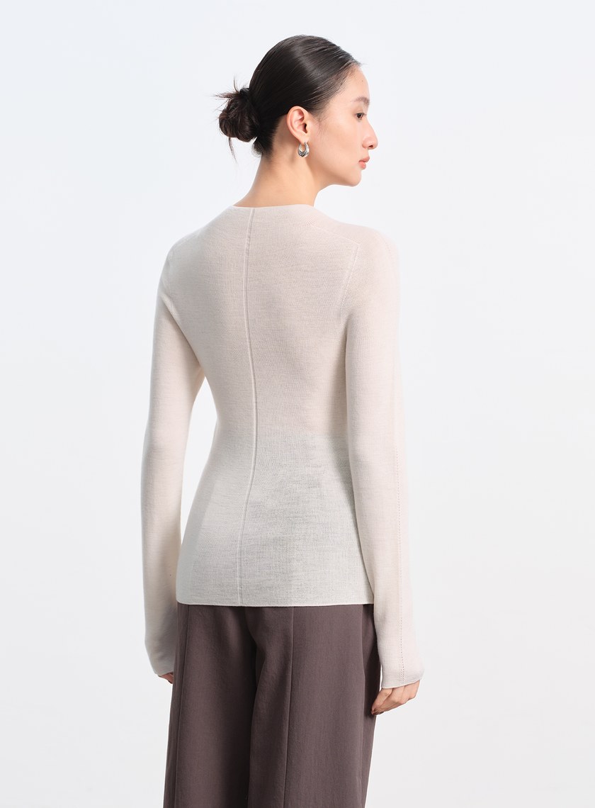 純羊毛半高領針織上衣