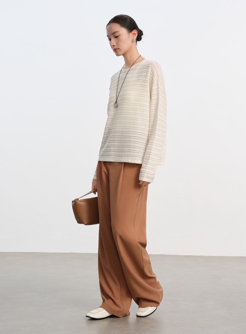 經典坑條羊毛衫