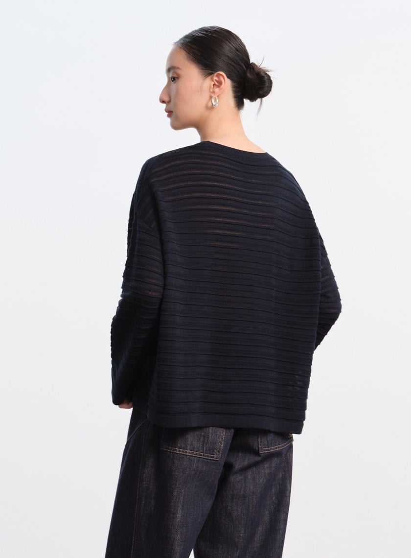 經典坑條羊毛衫