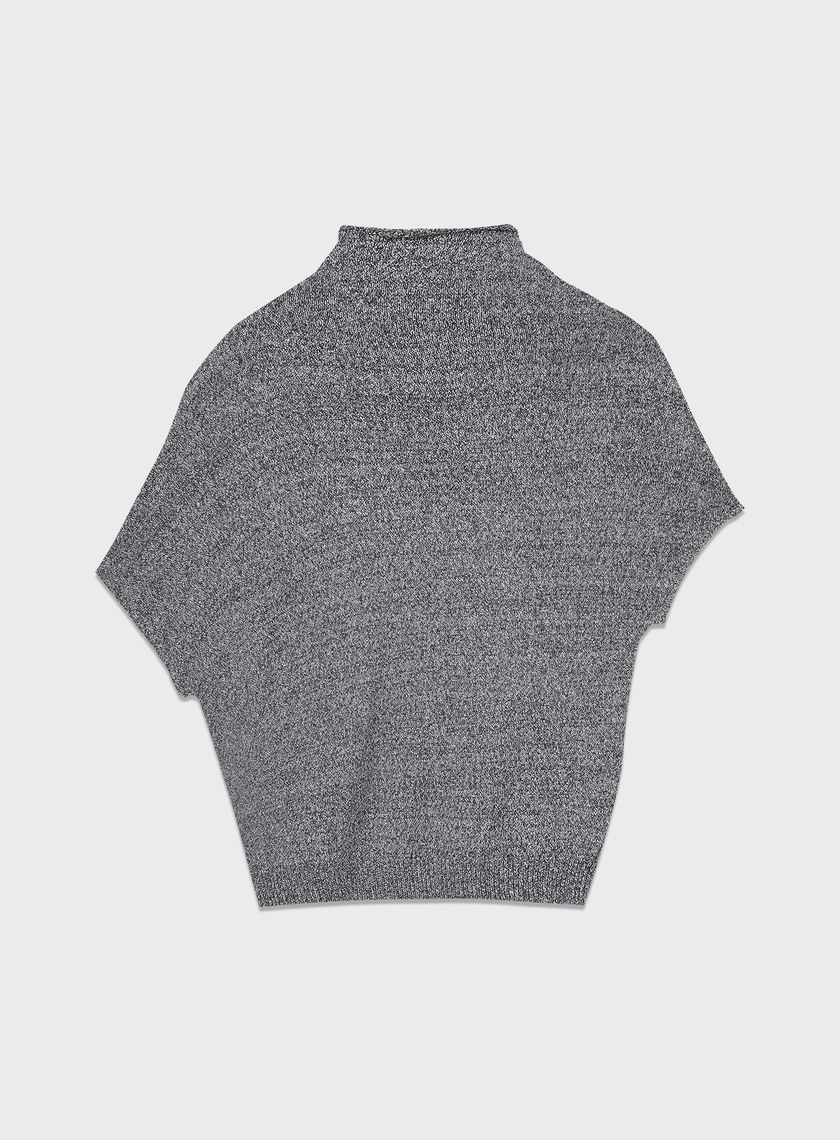 半高領落肩不對稱上衣