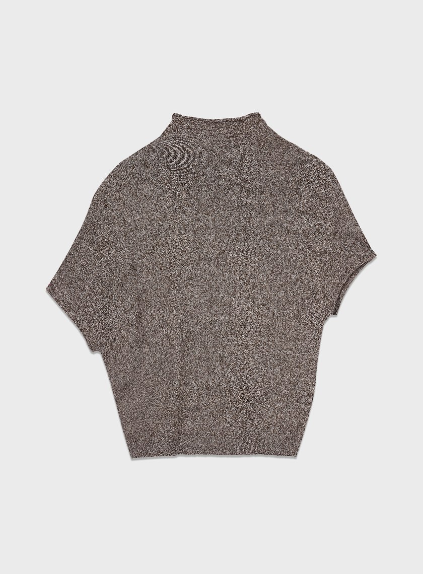 半高領落肩不對稱上衣