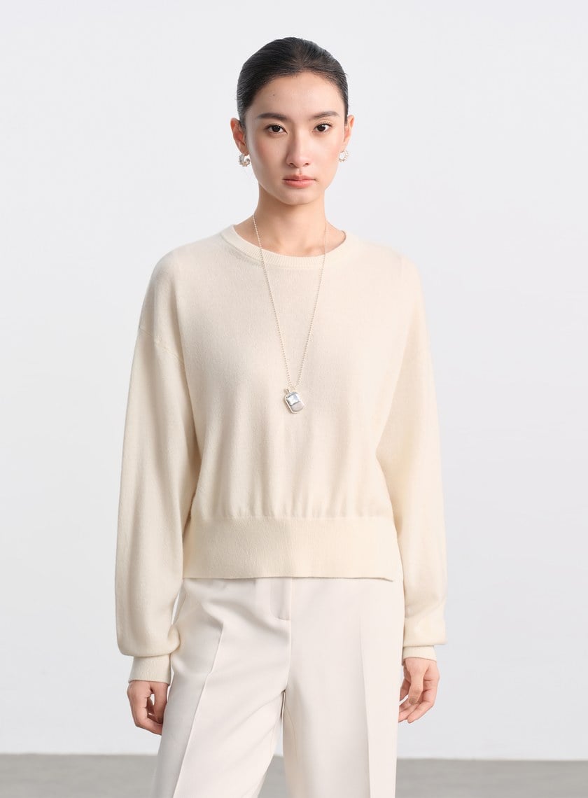 輕柔羊絨混紡針織上衣