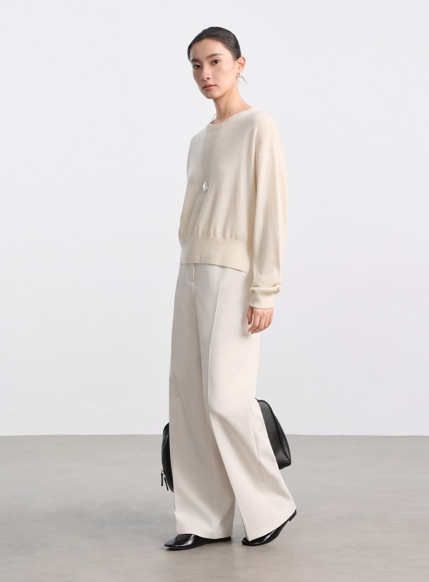 輕柔羊絨混紡針織上衣