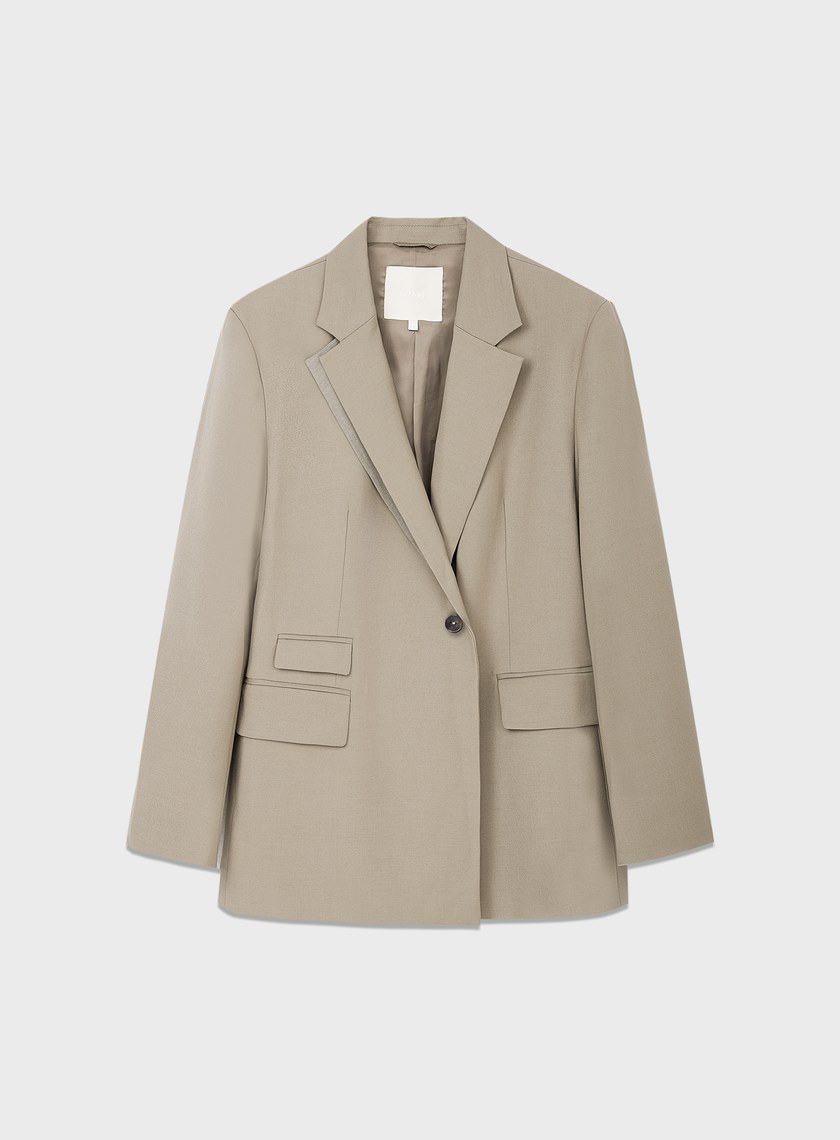 時髦拼接領寬版西裝外套