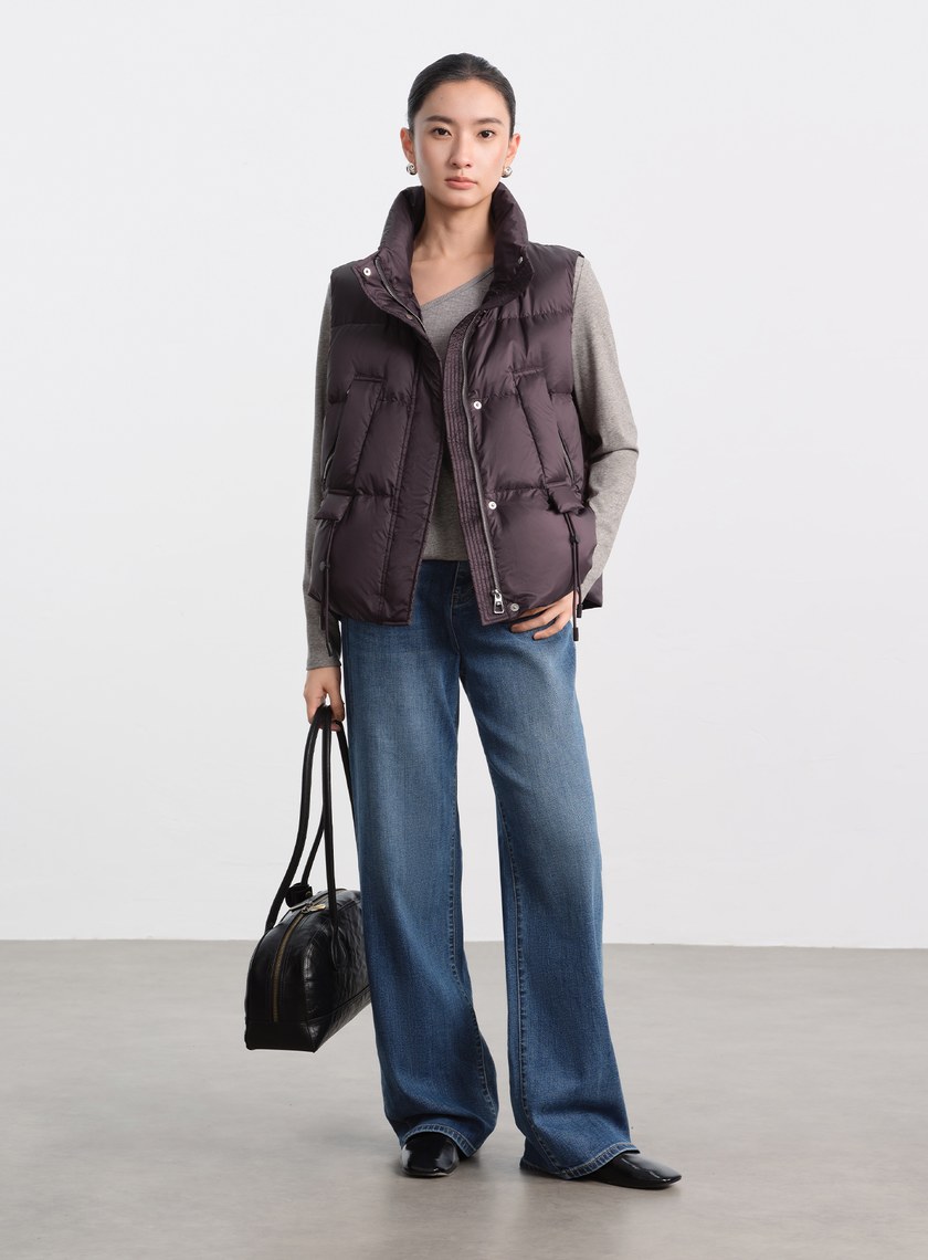 霧面立領輕盈羽絨背心