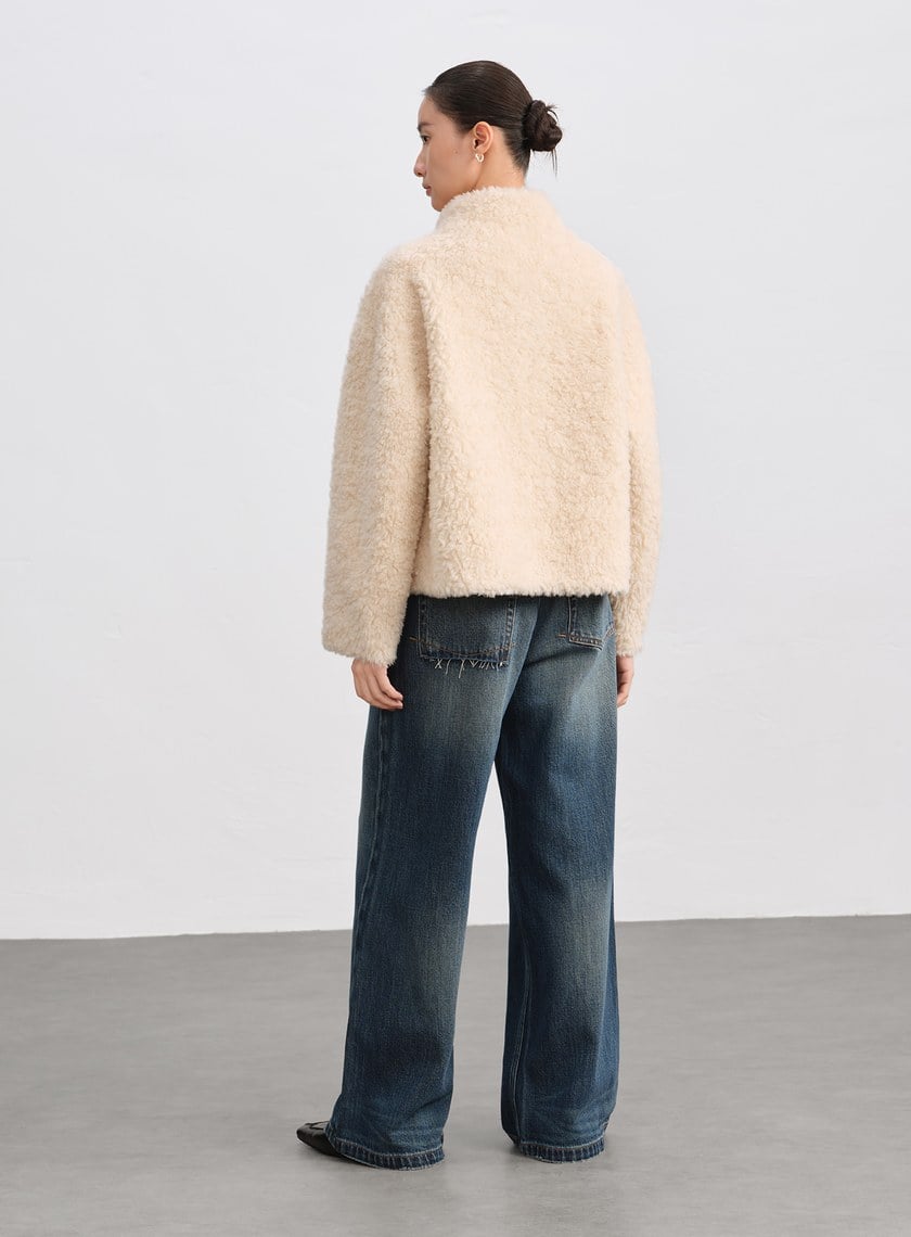 挺廓感羊毛半高領外套