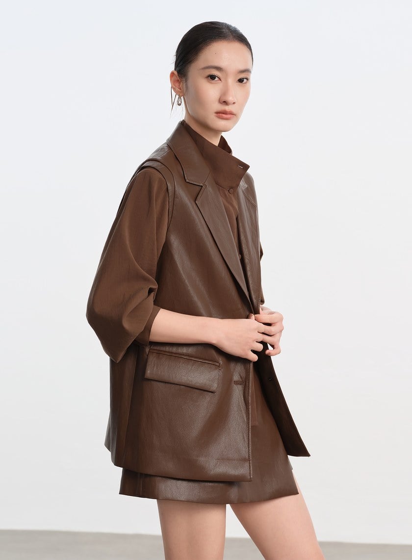 時髦寬版皮革馬甲