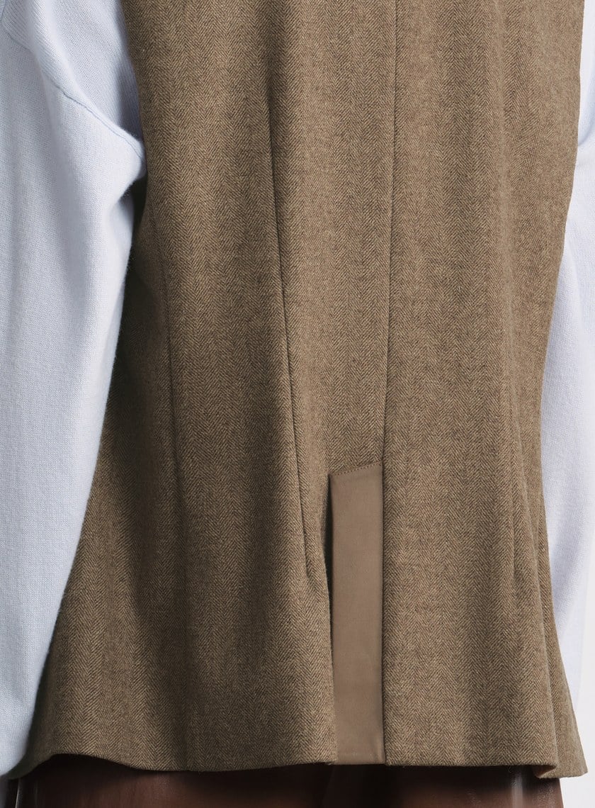 麂皮拼接人字紋立領馬甲