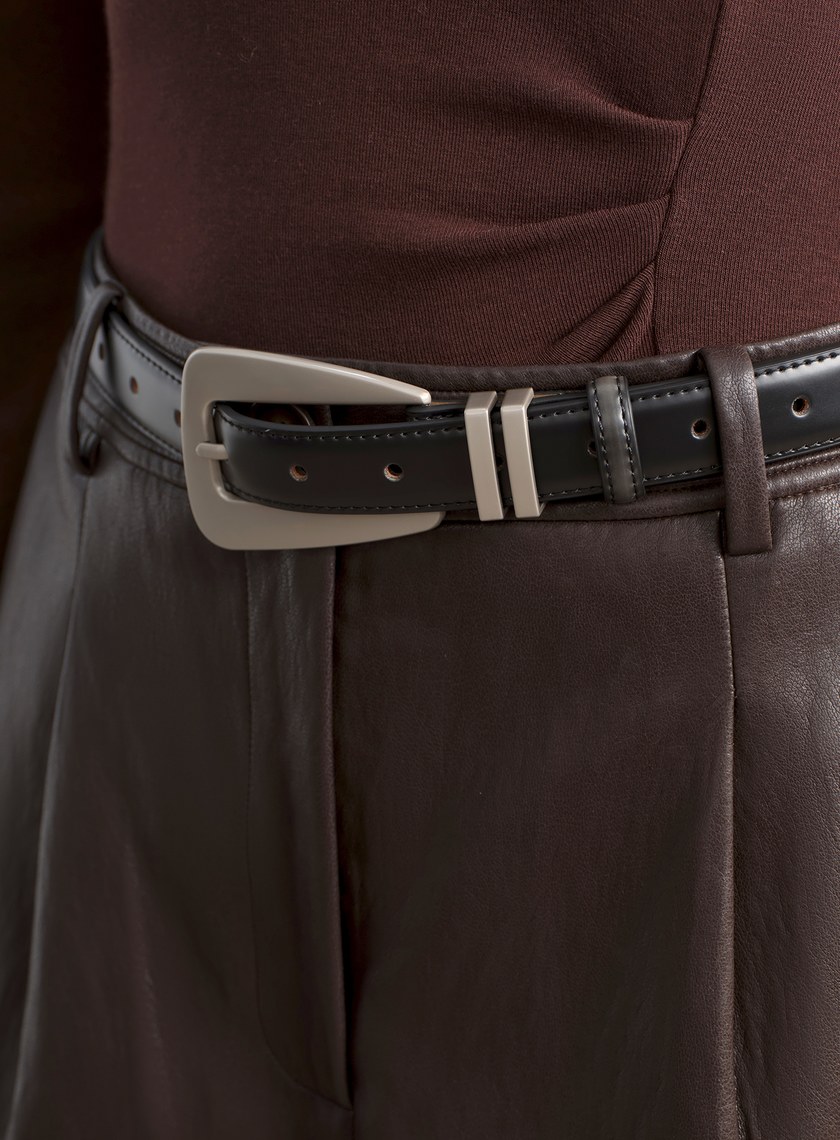 真皮霧銀椭圓造型皮帶