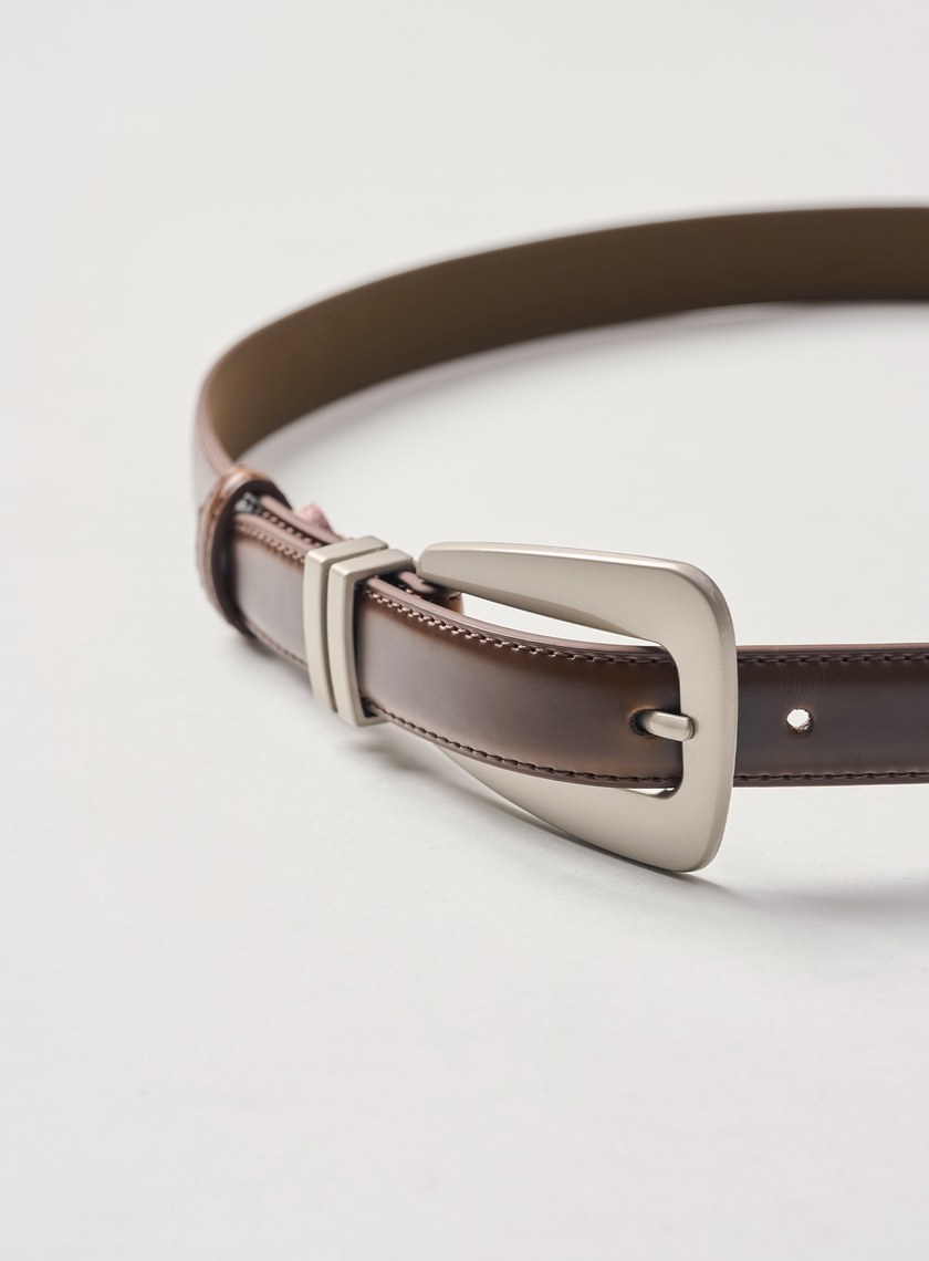 真皮霧銀椭圓造型皮帶