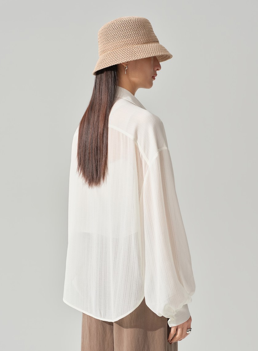 不對稱褶皺燈籠袖襯衫