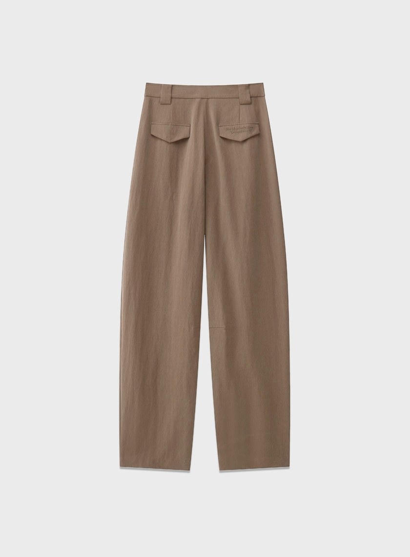 DISNEY｜優雅刺繡彎刀褲