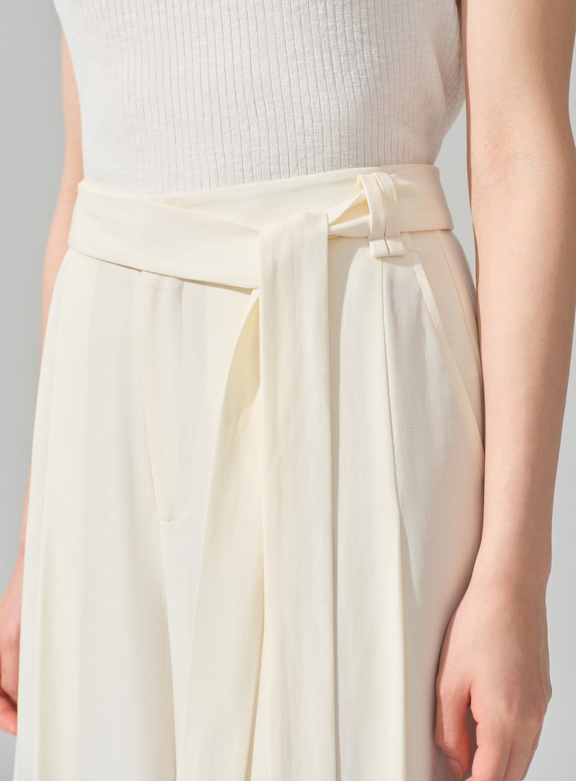 垂墜感可拆式腰帶西裝褲