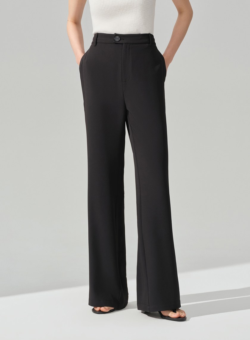 高腰修身微喇叭褲