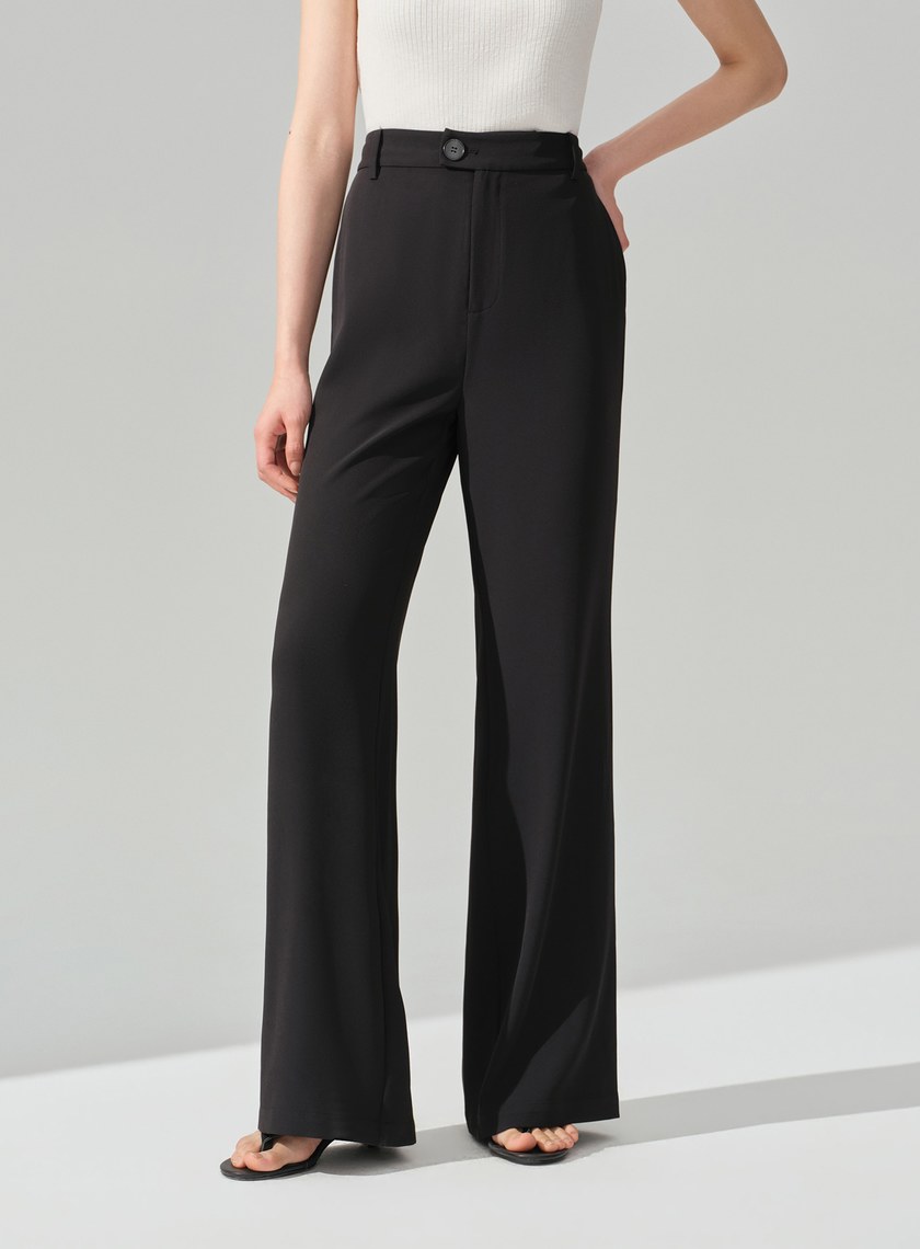 高腰修身微喇叭褲