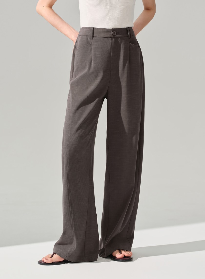 率性弧形分割彎刀褲